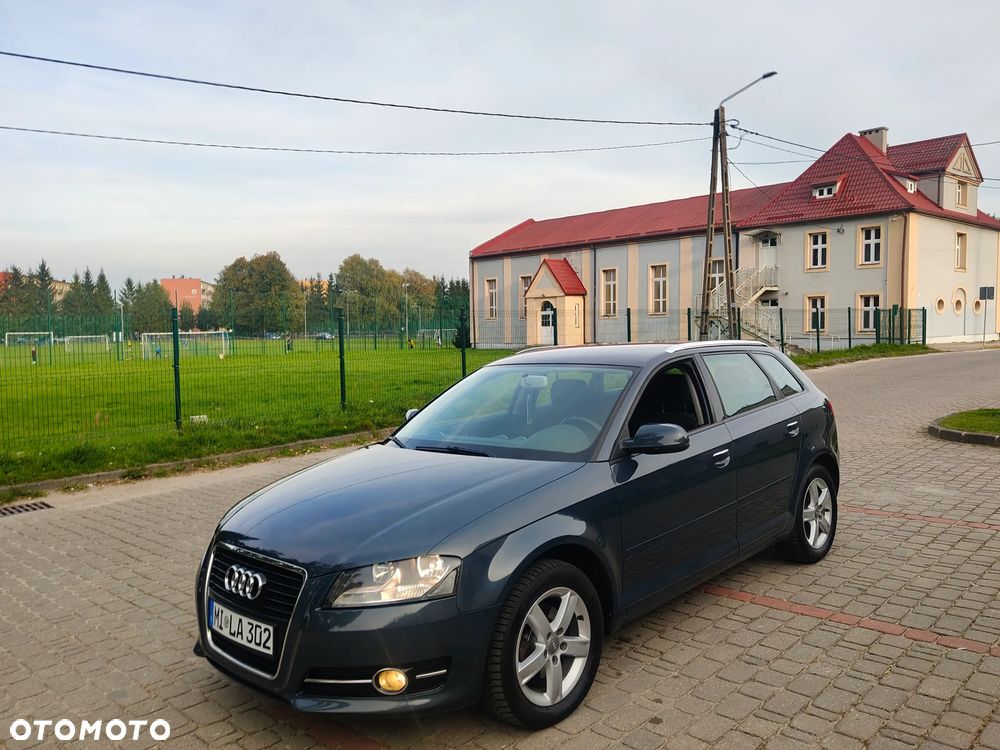 Audi A3 Sportback 1.6 Ambiente - 18