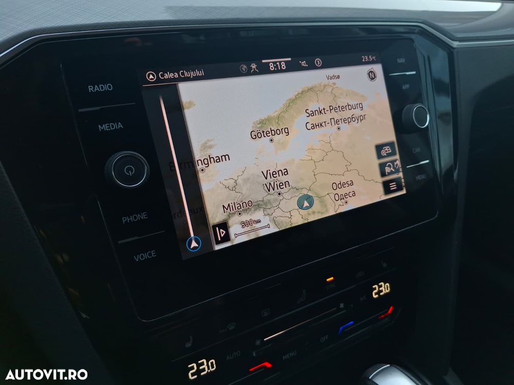 Volkswagen Passat - 19