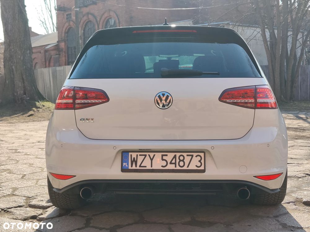 Volkswagen Golf GTI BlueMotion Technology DSG - 5