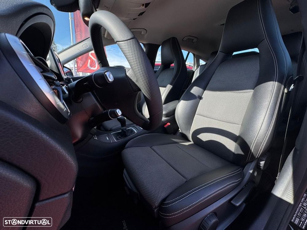 Mercedes-Benz CLA 180 d Shooting Brake Fleet Pack Plus - 4