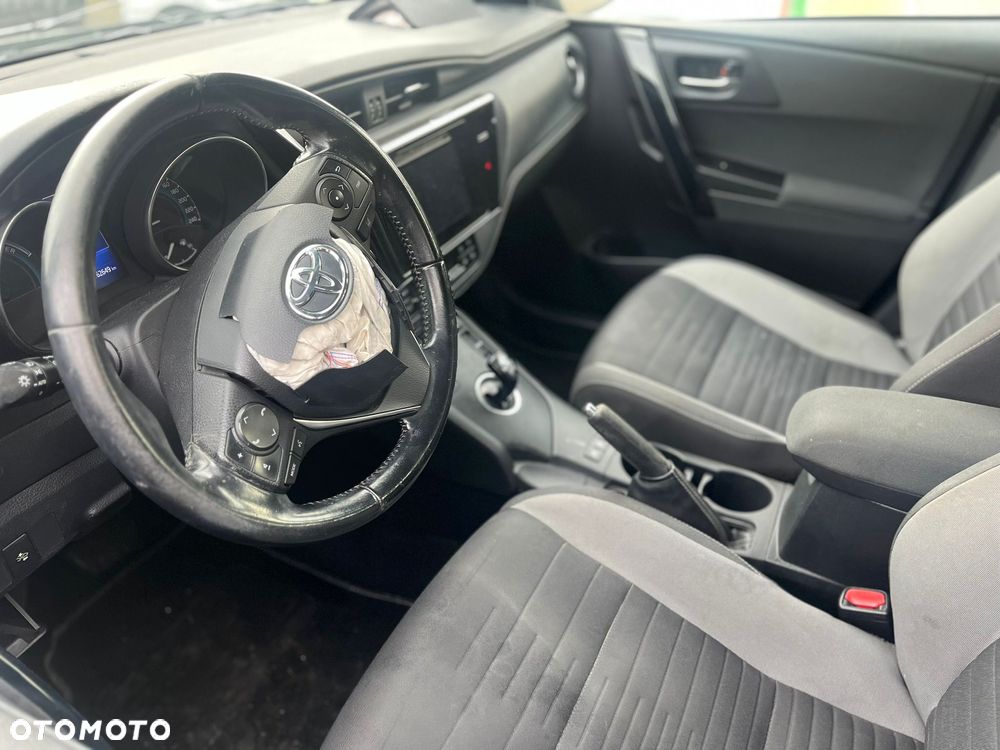 Toyota Auris - 6