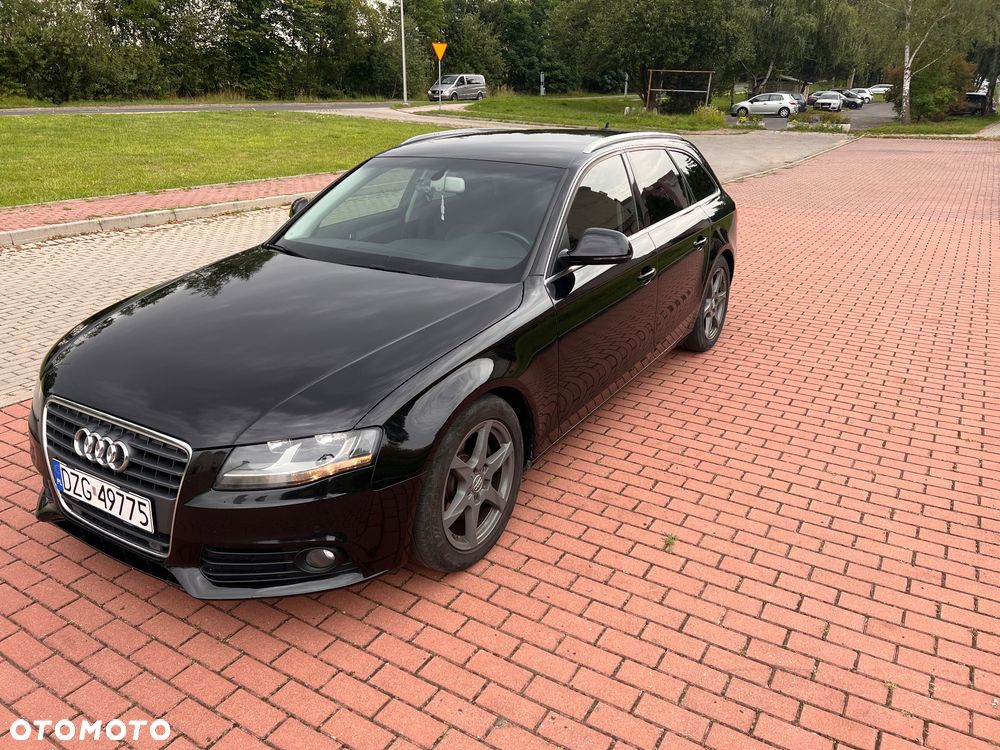 Audi A4 Avant - 10