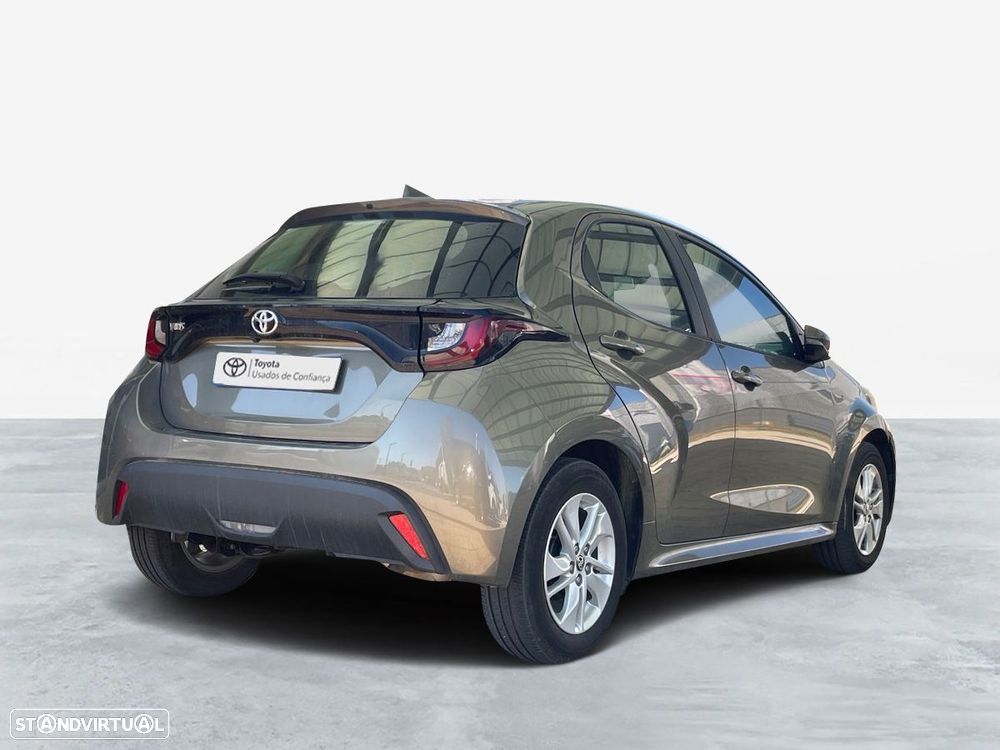 Toyota Yaris - 7