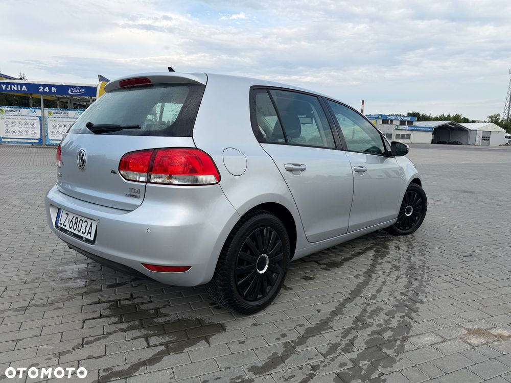 Volkswagen Golf - 3