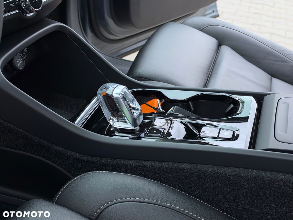Volvo XC 40 - 28