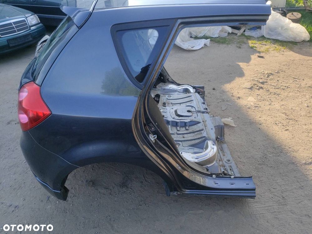 KOMPLETNY TYŁ KIA CEED I HB 5D 5K KLAPA ZDERZAK TYŁ XR LAMPY TYŁ - 5