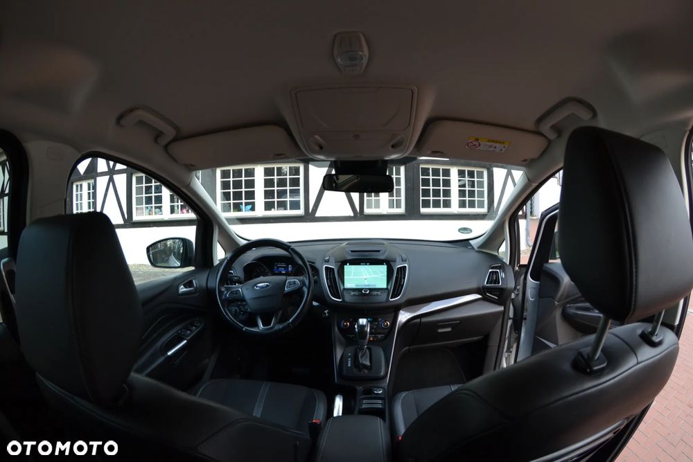 Ford Grand C-MAX - 26