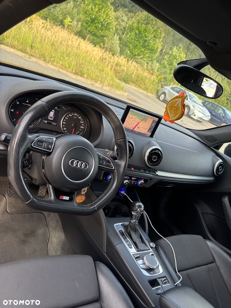 Audi A3 Sportback 1.6 TDI DPF Ambition S tronic - 14