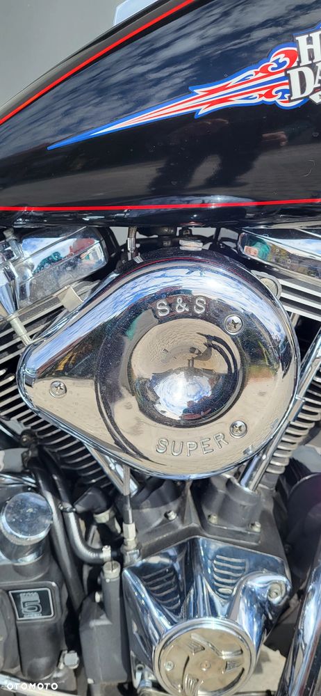 Harley-Davidson Dyna - 3