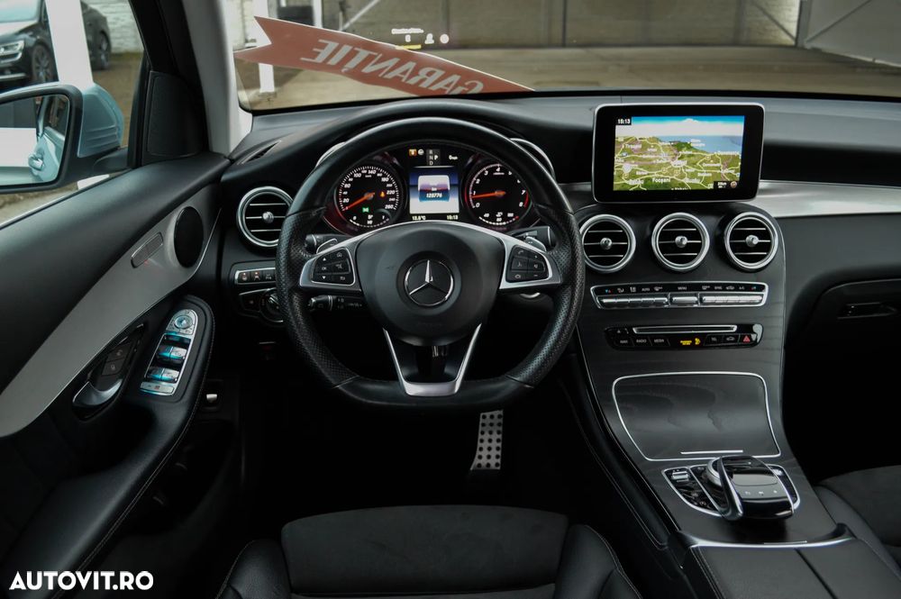 Mercedes-Benz GLC Coupe 250 4Matic 9G-TRONIC Exclusive - 39