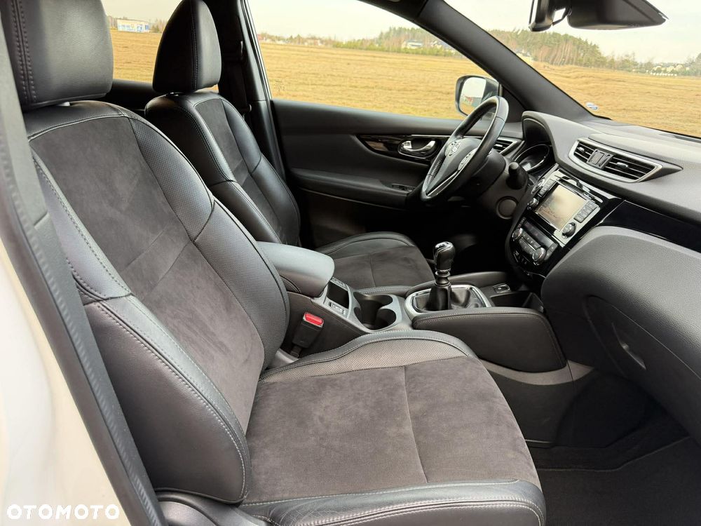 Nissan Qashqai 1.2 DIG-T Tekna - 28