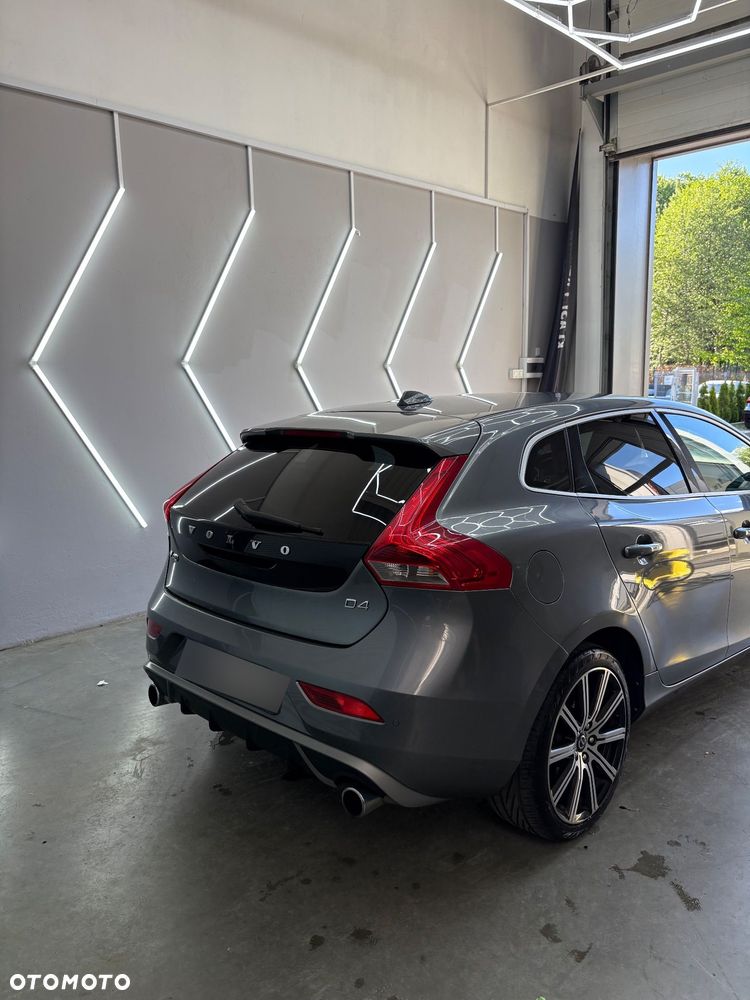 Volvo V40 D4 RDesign - 6