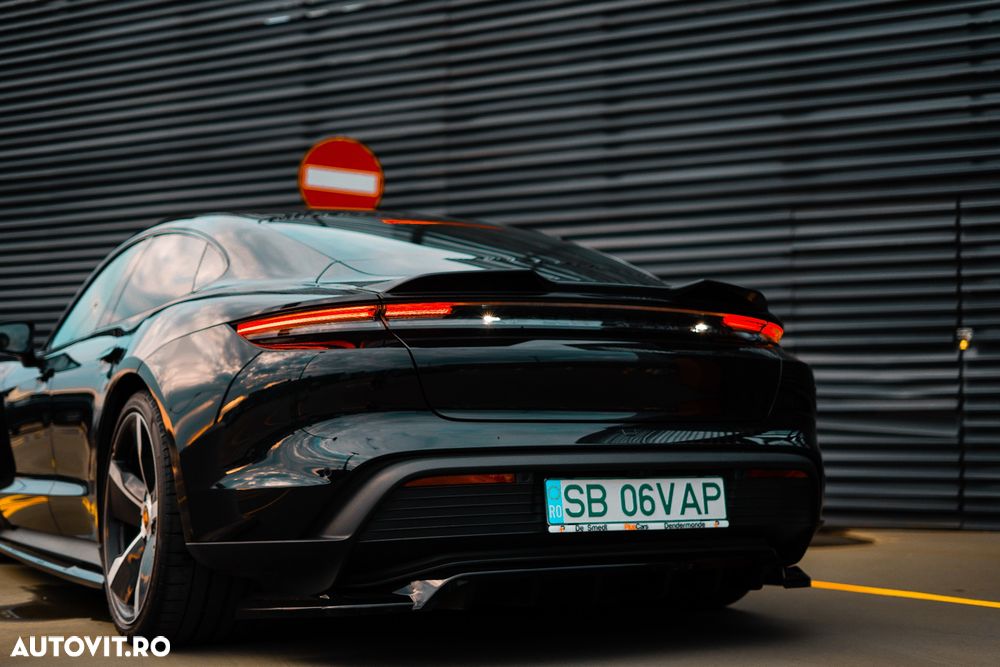 Porsche Taycan - 2