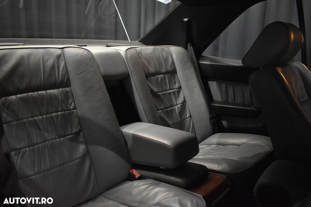 Mercedes-Benz W124 - 16