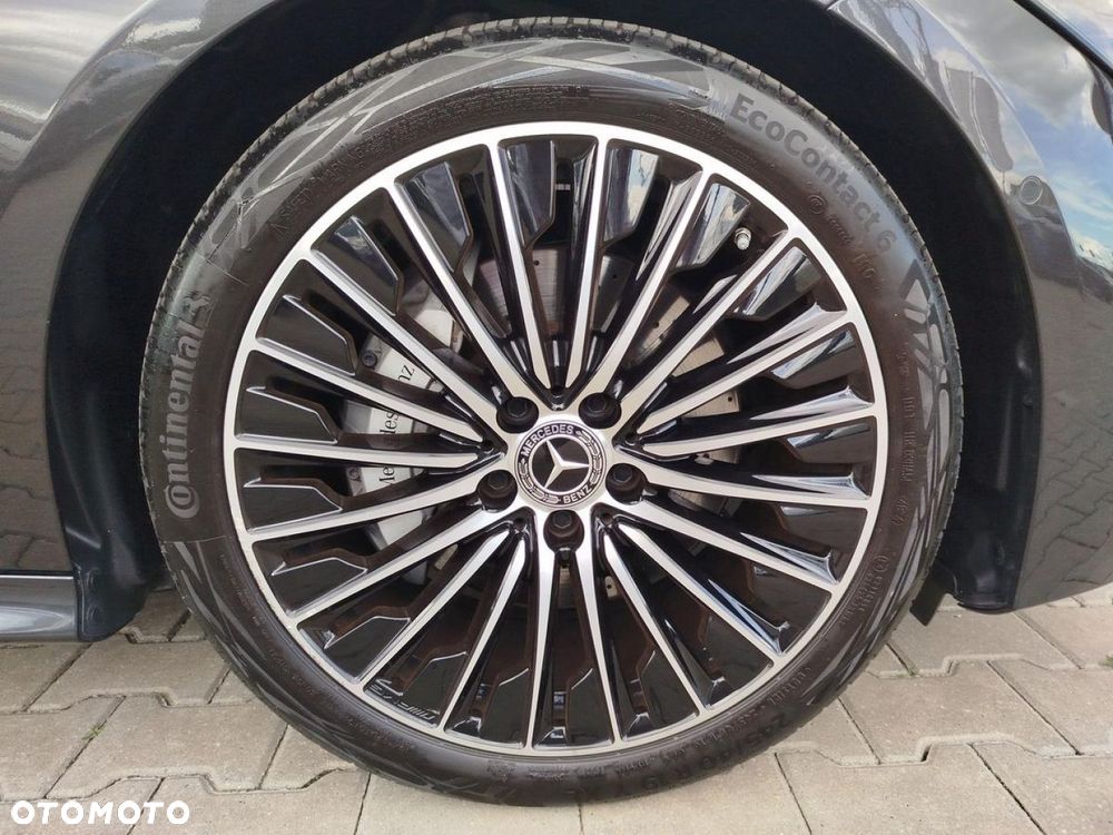 Mercedes-Benz CLE - 25