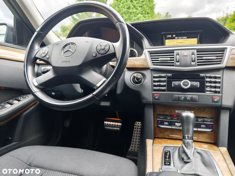 Mercedes-Benz Klasa E - 25