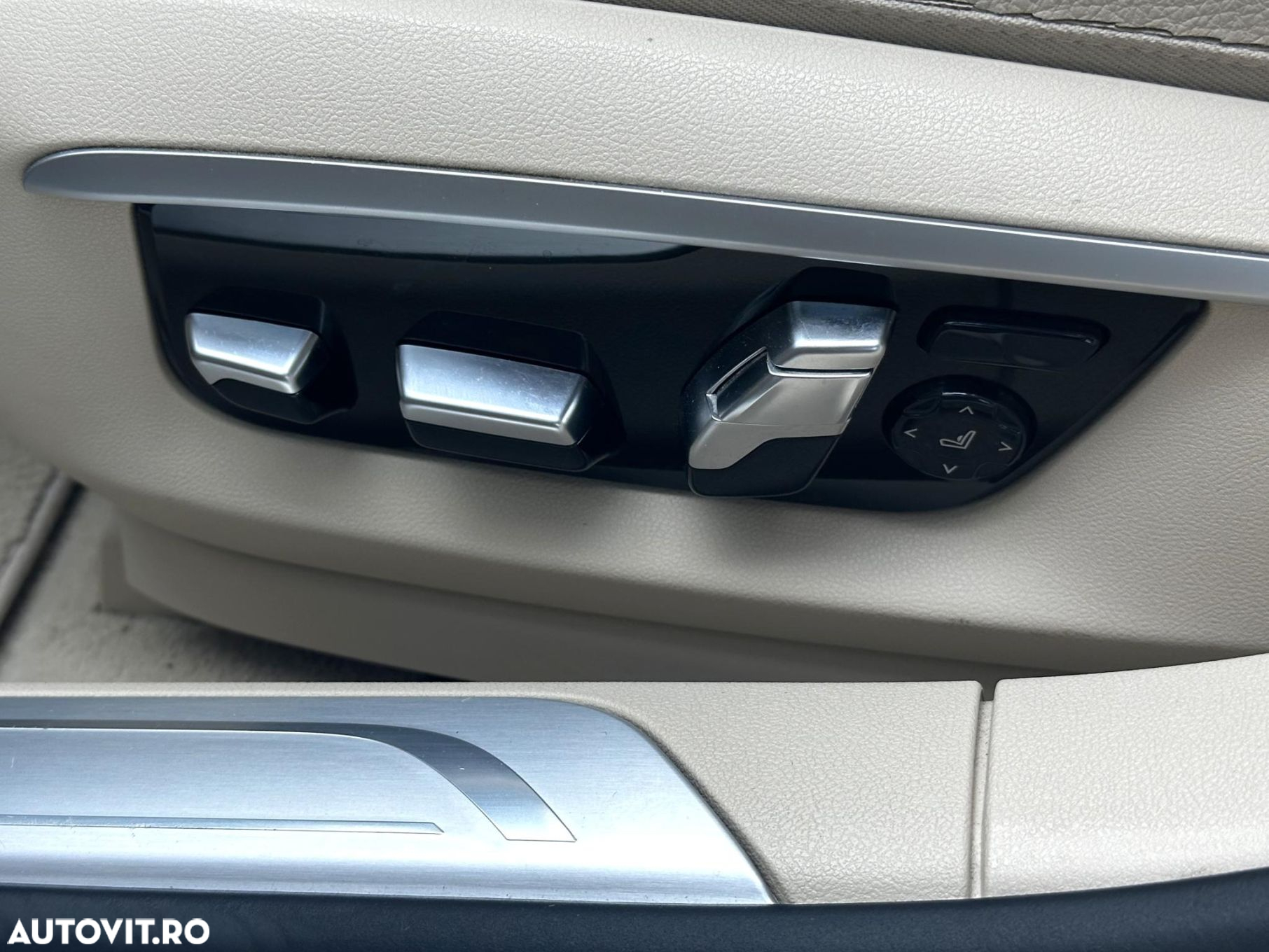 BMW Seria 7 - 28
