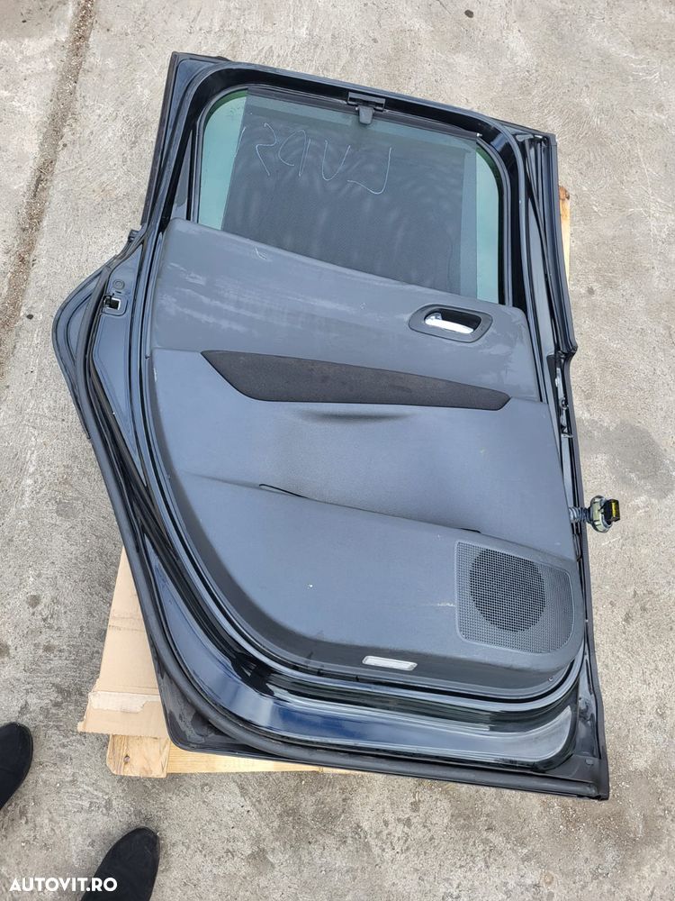 Vindem usa stanga spate  Peugeot 3008 - 4