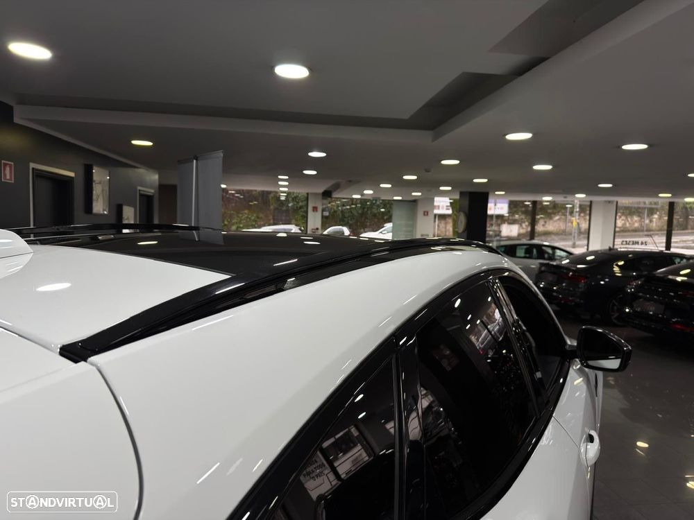 Jaguar E-Pace 2.0 i4D R-Dynamic S - 13