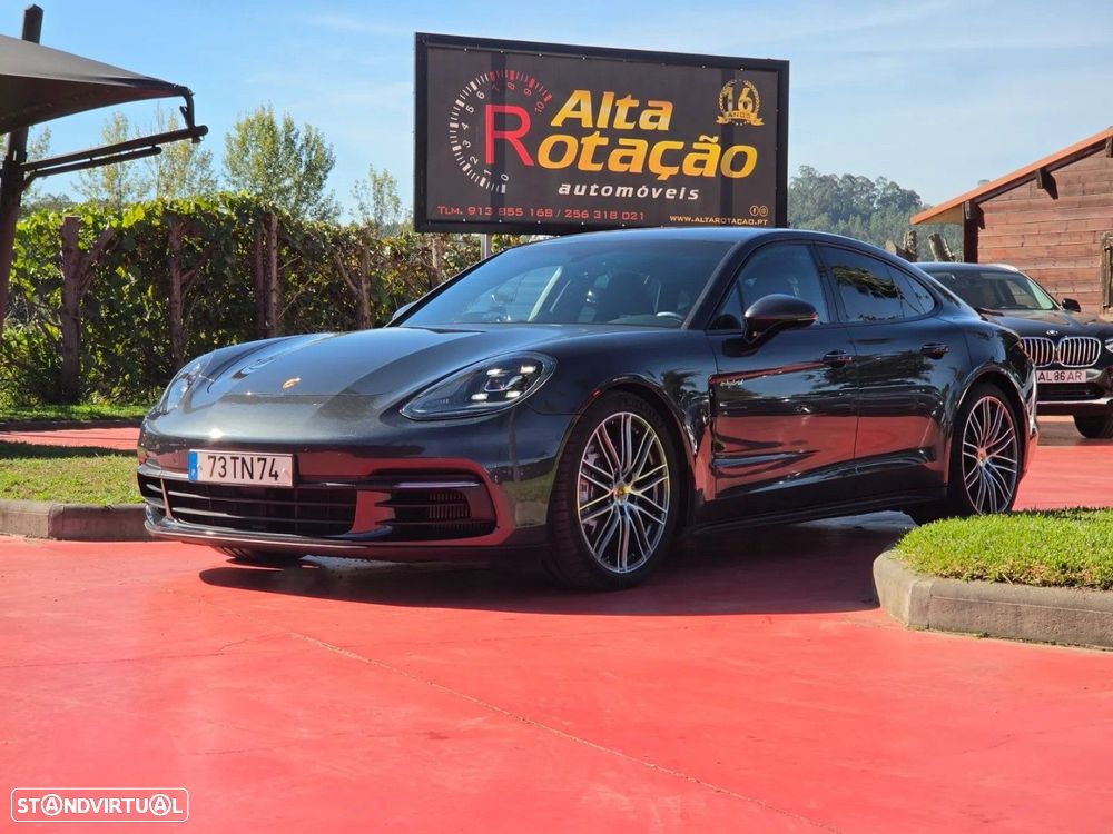 Porsche Panamera 4 E-Hybrid - 2