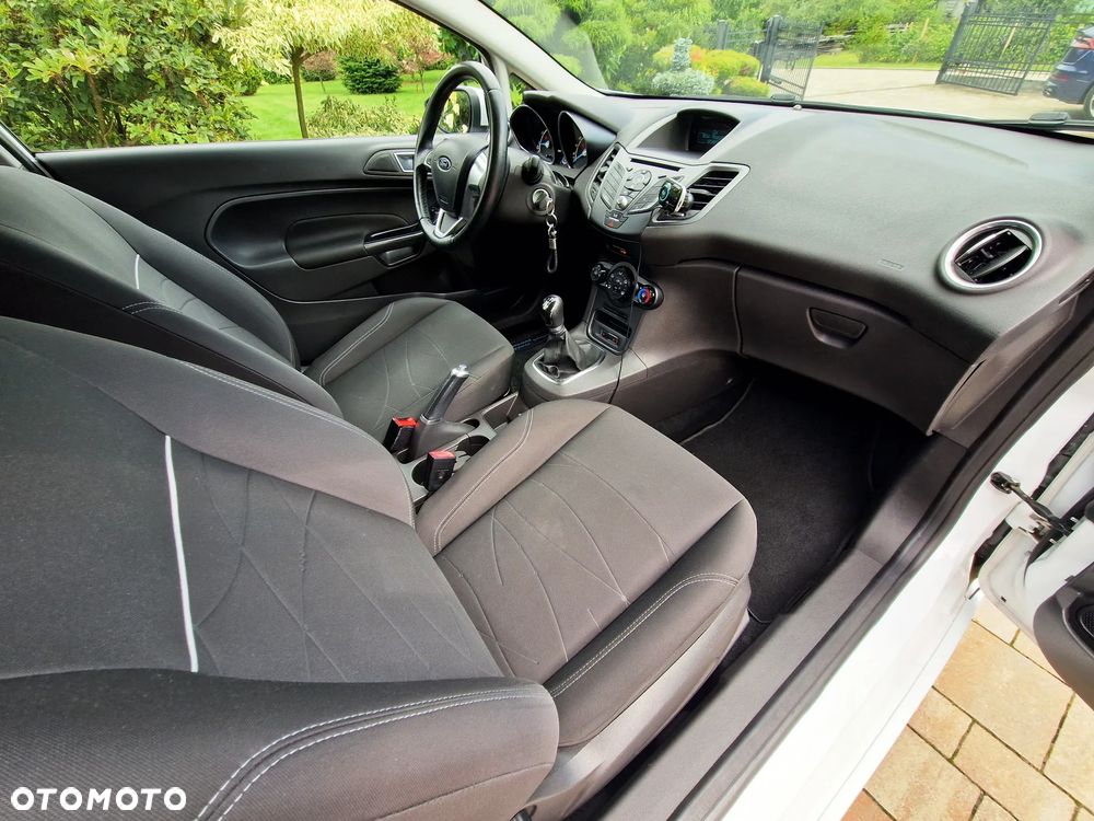 Ford Fiesta - 8