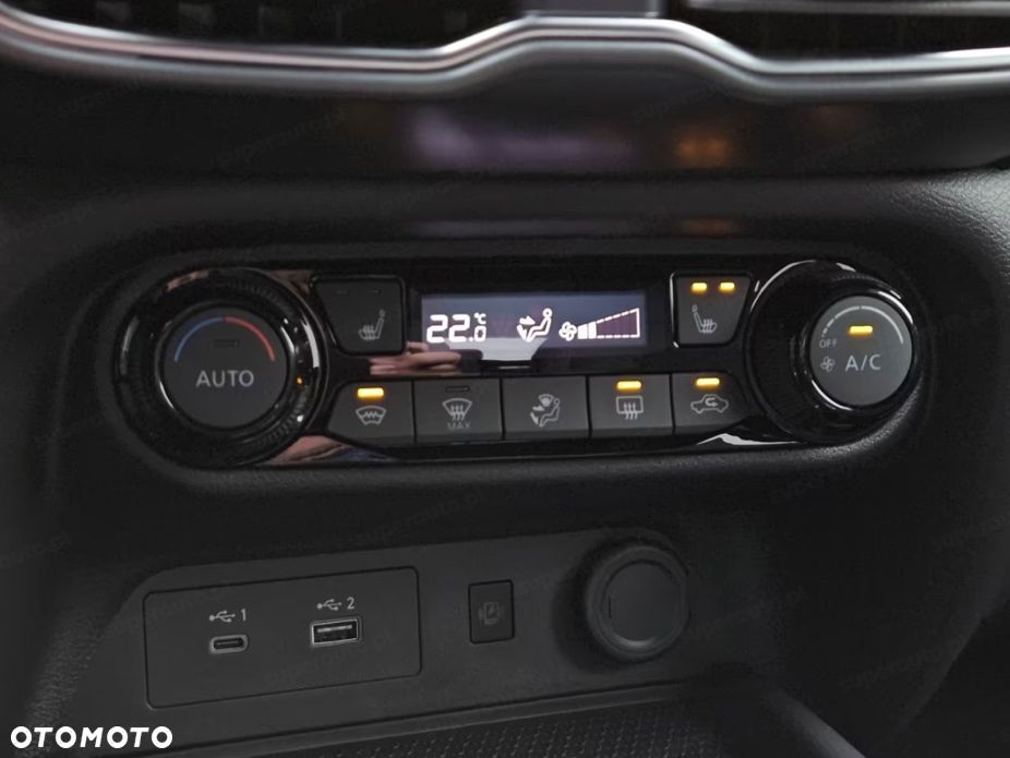 Nissan Juke 1.0 DIG-T N-Connecta DCT - 11