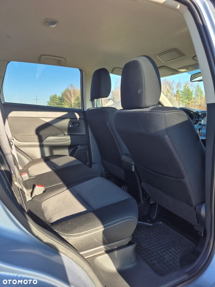 Mitsubishi Outlander 2.0 2WD CVT Active+ - 13