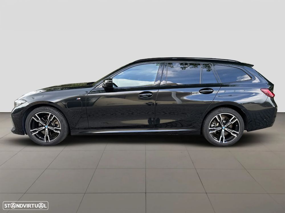 BMW 330 e Pack Desportivo M Auto - 4