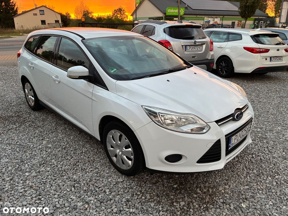 Ford Focus 1.6 TI-VCT Ambiente - 1