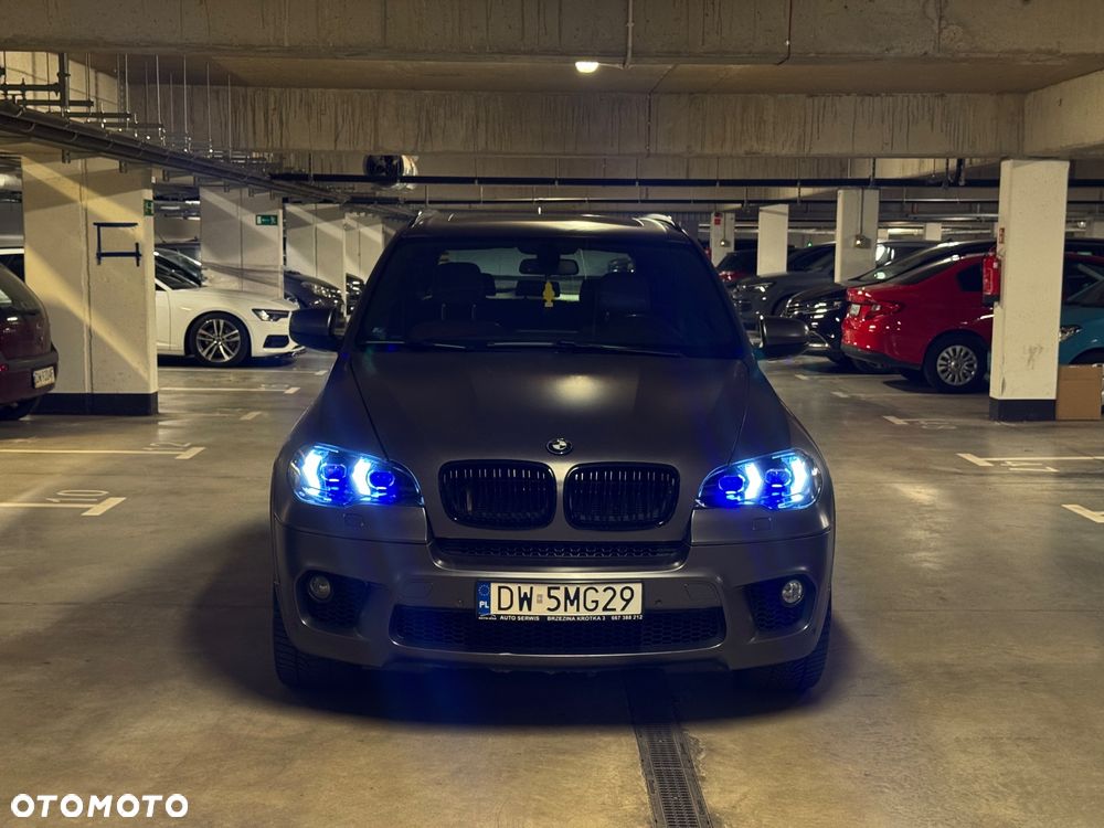 BMW X5 xDrive50i - 12