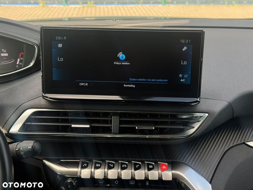 Peugeot 5008 PureTech 130 EAT8 Stop & Start Roadtrip - 36
