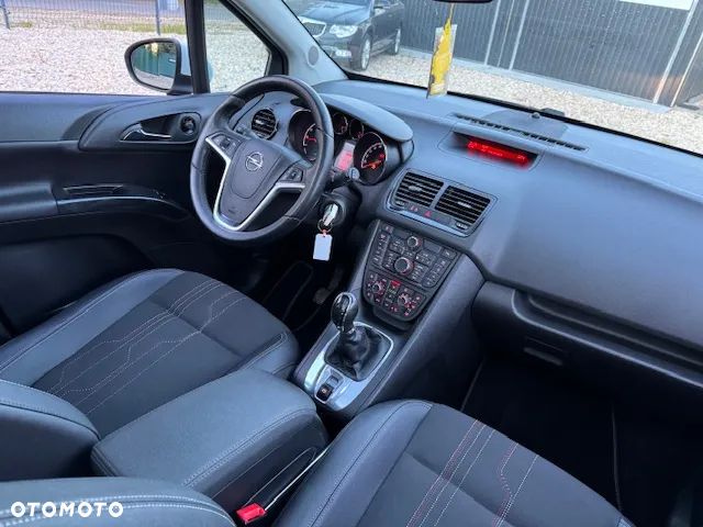 Opel Meriva - 32