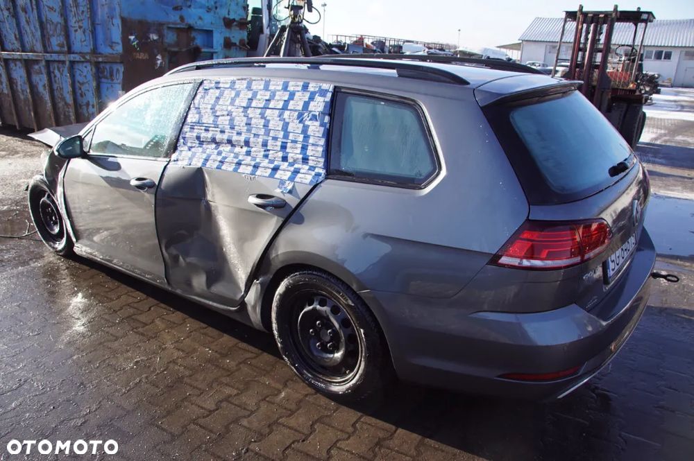 SKUP AUT MOTOCYKLI MASZYN ROLNICZYCH 692324777 ZŁOMOWANIE STACJA DEMONTAŻU POJAZDÓW AUTOSTROISZ LIPNO POJAZD NA CZĘŚCI GOLF 7 1.4 TSI 150 KM CZDA SKRZYNIA RSW LAKIER LR7H - 10