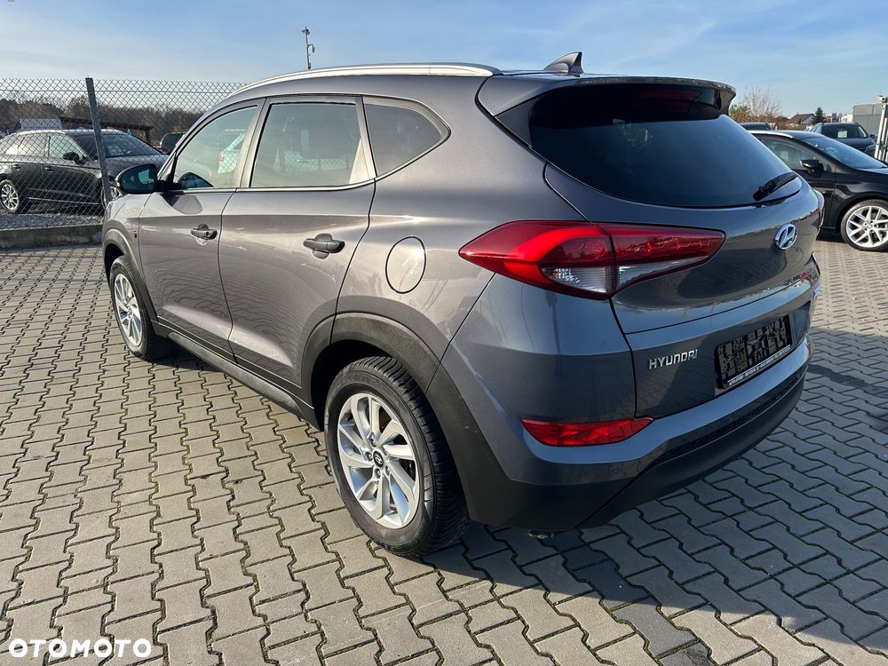 Hyundai Tucson blue 1.7 CRDi 2WD Intro Edition - 7