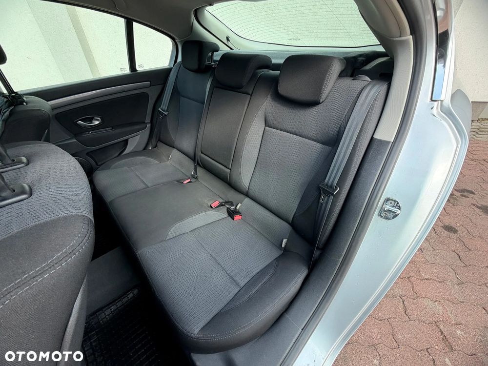 Renault Laguna 1.6 Authentique - 16