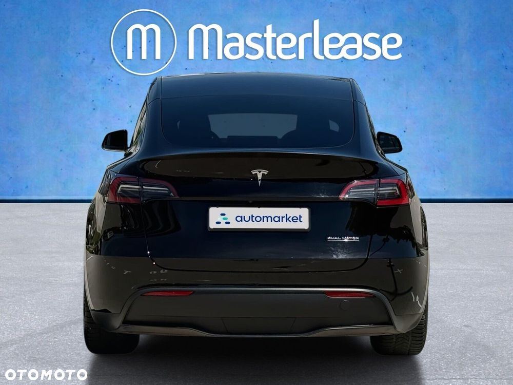 Tesla Model Y Performance AWD - 6