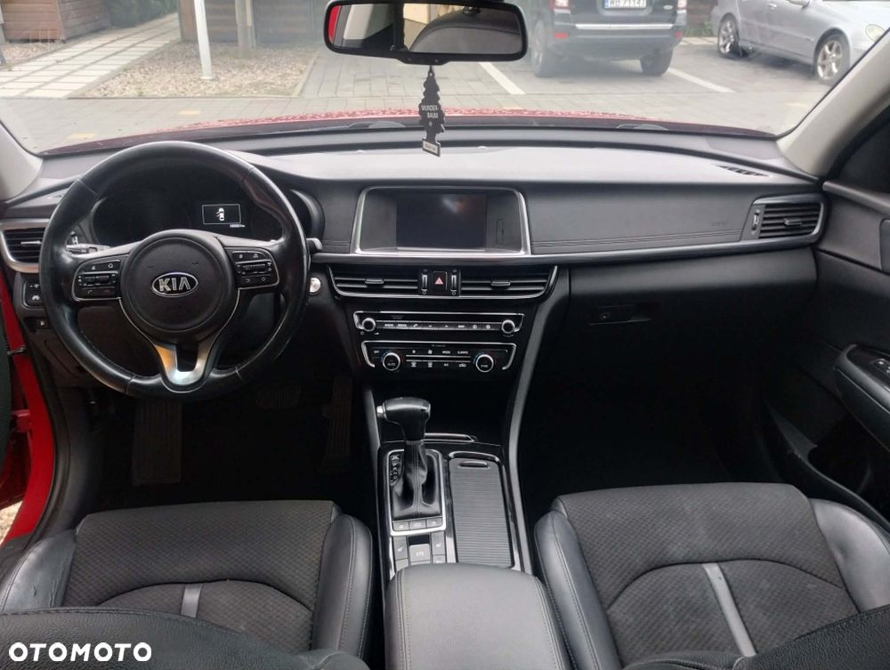 Kia Optima - 5
