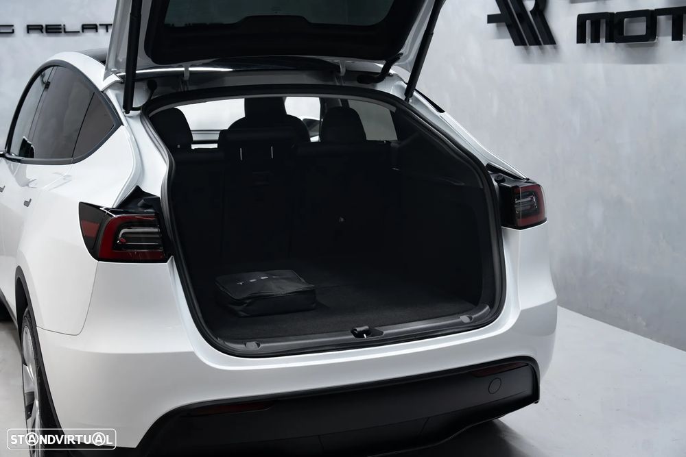 Tesla Model Y Long Range Tração Integral - 14