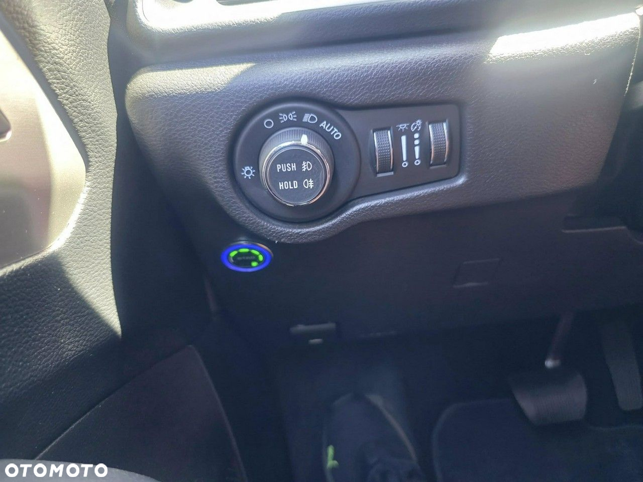 Chrysler Pacifica - 14