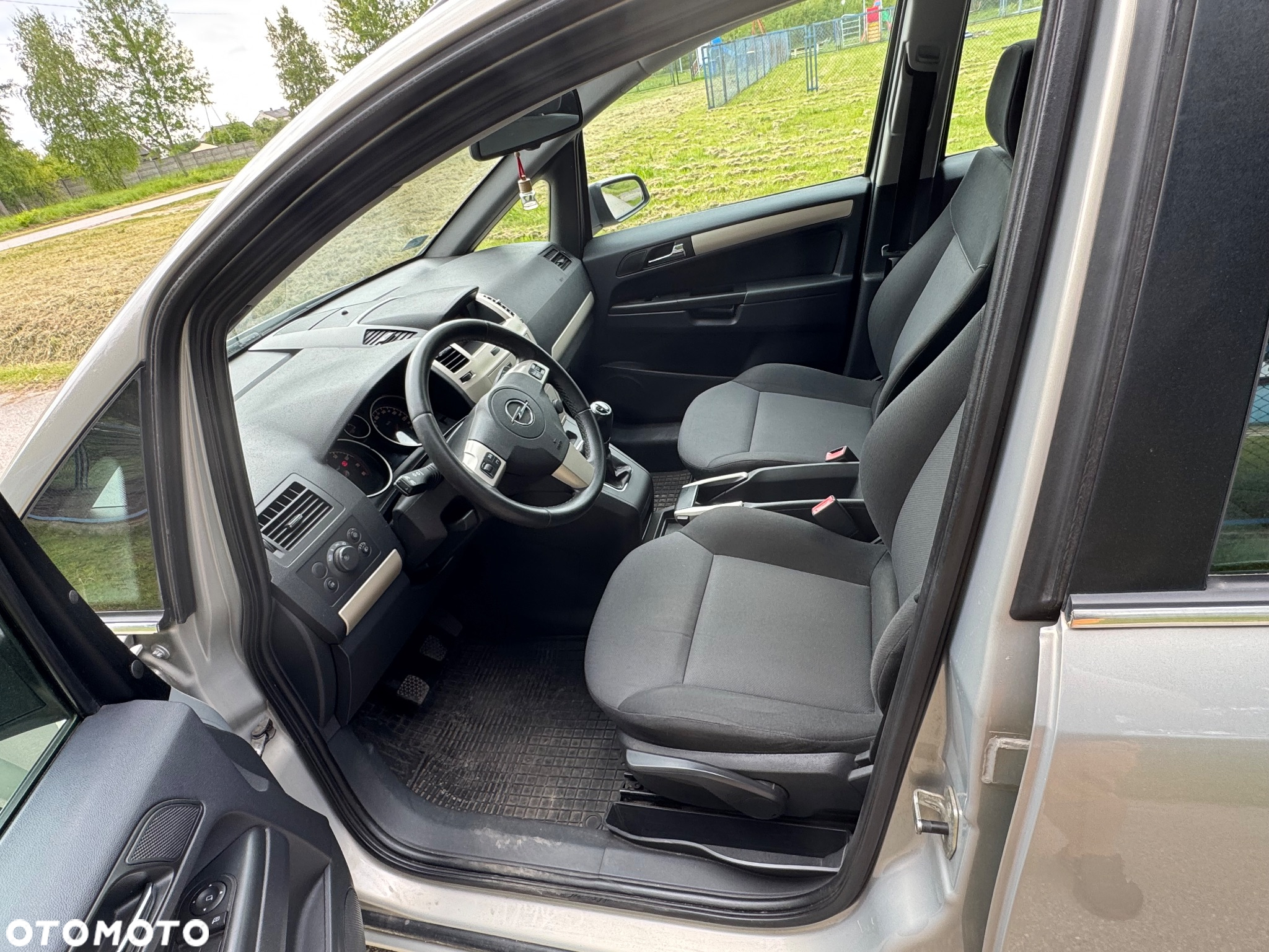 Opel Zafira - 6