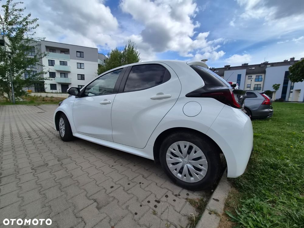 Toyota Yaris 1.5 Comfort - 6