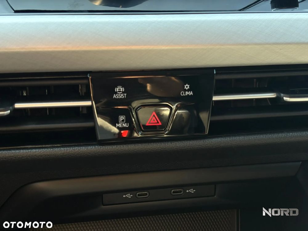 Volkswagen Golf 1.5 TSI EVO Life - 21