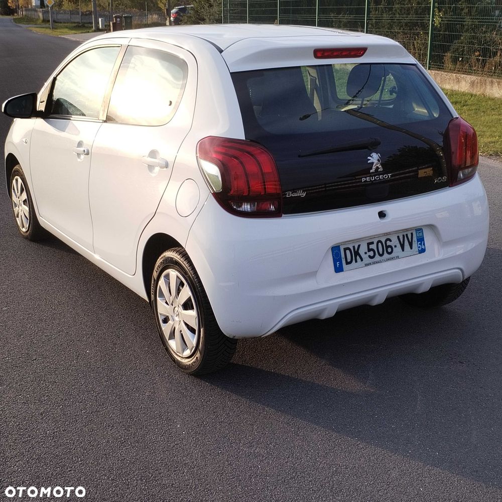 Peugeot 108 - 8
