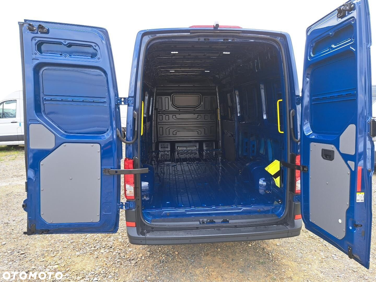 Volkswagen Crafter - 22