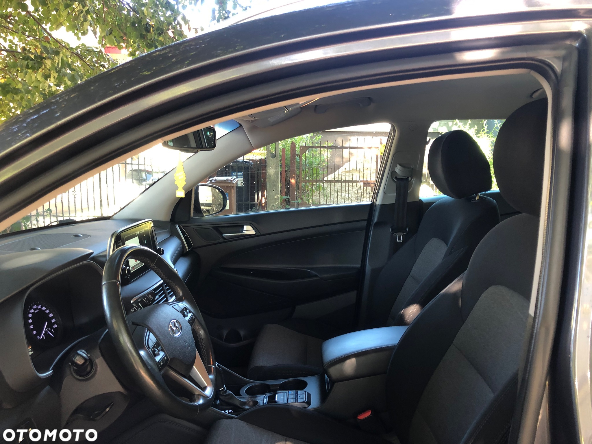Hyundai Tucson blue 1.6 CRDi 2WD DCT Premium - 12