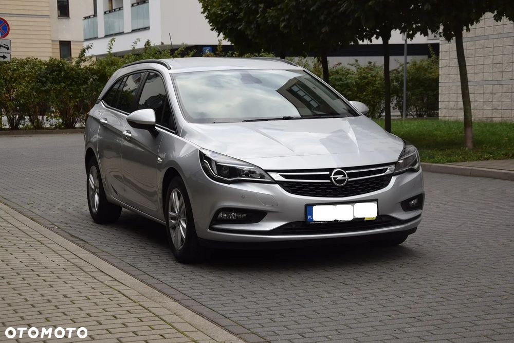 Opel Astra - 1