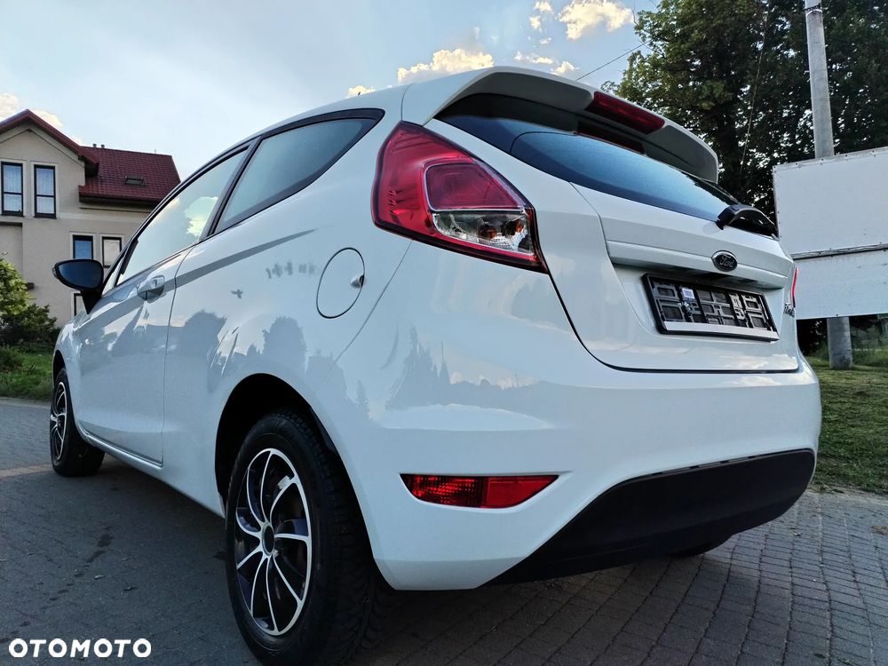 Ford Fiesta - 34