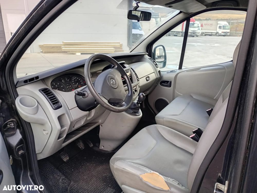 Opel Vivaro - 5