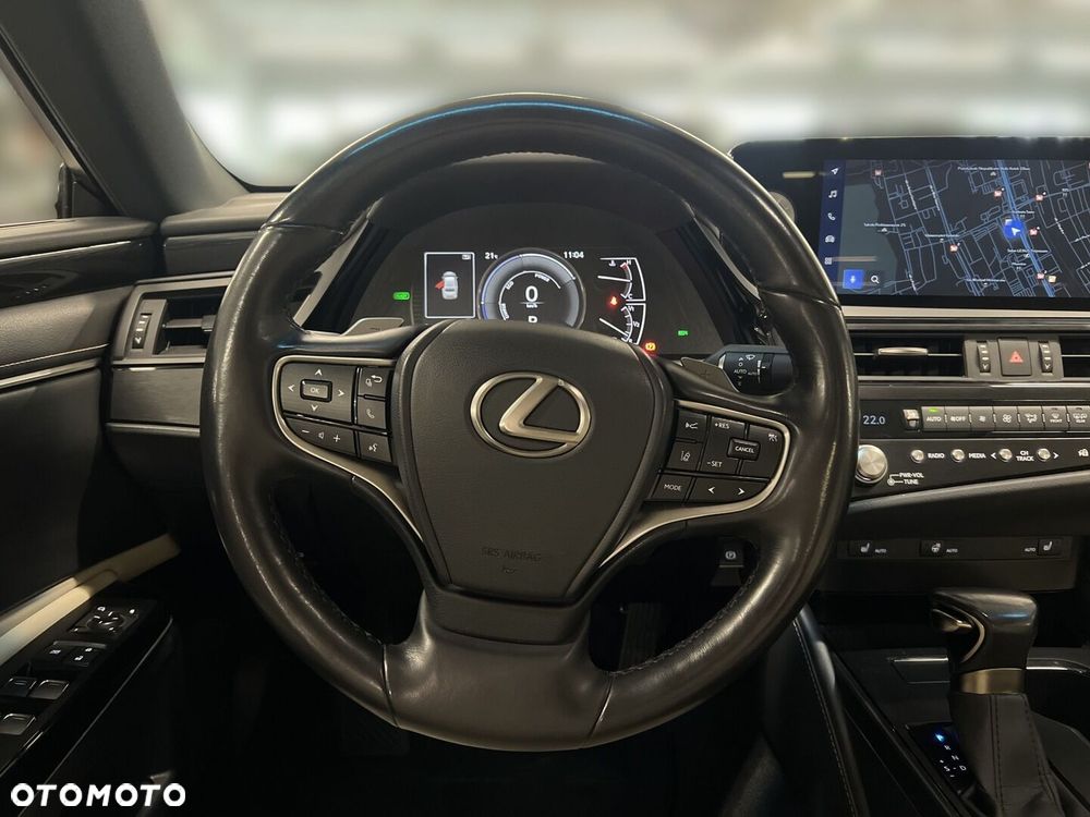 Lexus ES 300h Business Edition - 19