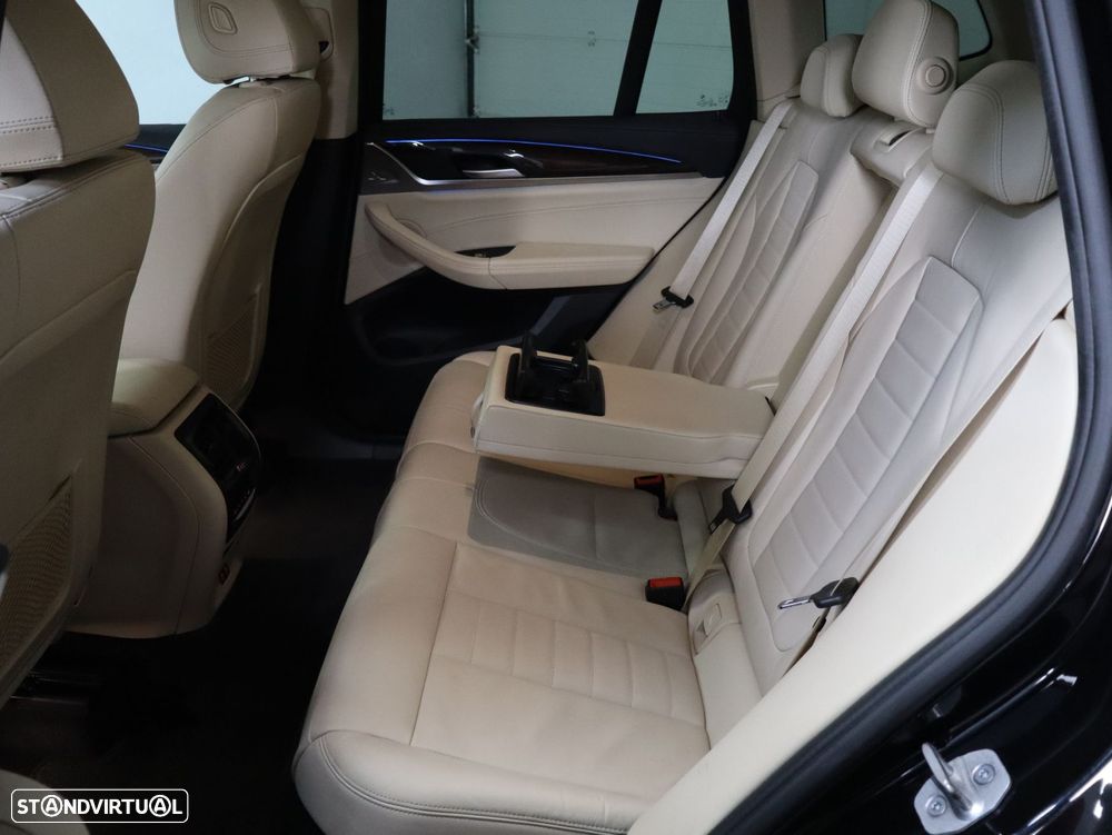 BMW X3 30 e xDrive Line Luxury - 10